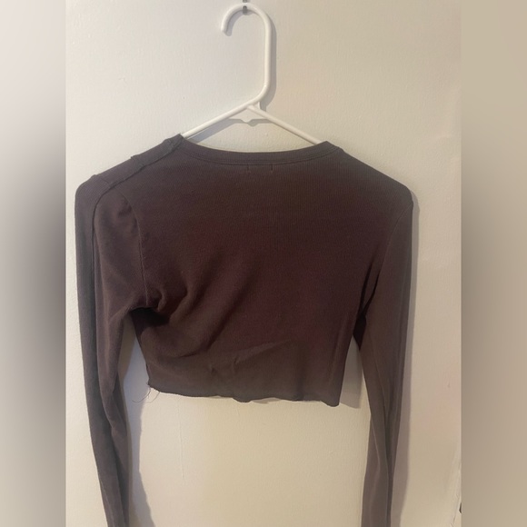 super cute fitted cropped garage long sleeve - Picture 3 of 3